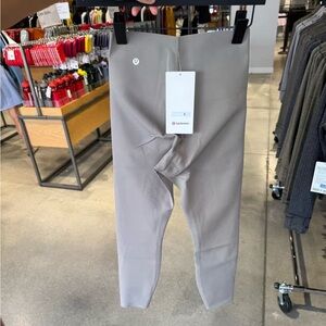 Brand New! Lululemon’s Women’s Tights! Size 6